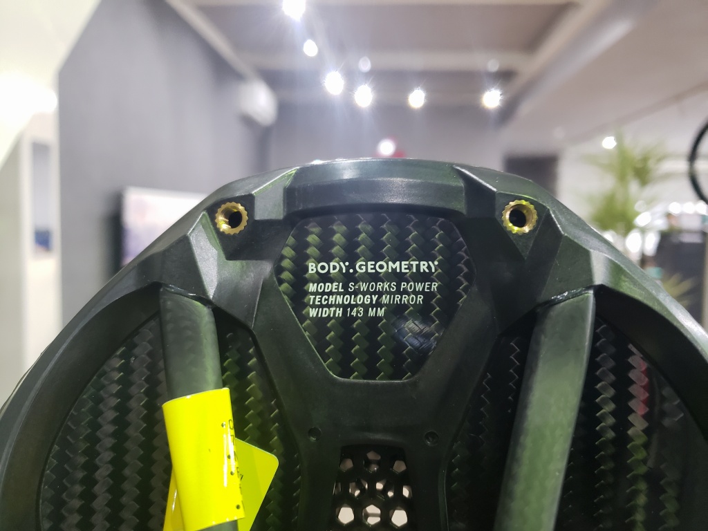Specialized サドル240×143 レール7×7 テールライト付属 テールライトをサドルにすっきりマウント「STIX SADDLE MOUNT」緊急再